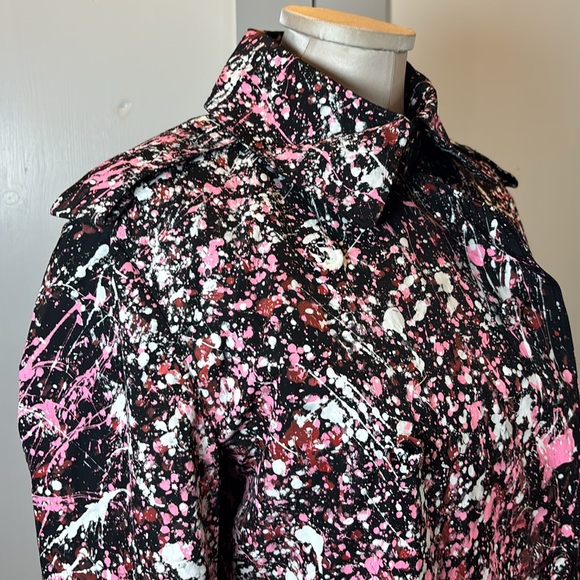 Norma Kamali Trench Coat Paint Splatter
Size M - Bold Artistic Statement Piece - Picture 9 of 15